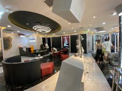 -TOP HAIR SALON