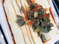 皮蛋豆腐-聚京源餐厅