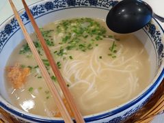 -老国贸云南传统过桥米线(滇池店)