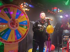 -路边边.炒菜烧烤.音乐餐厅(良乡长虹店)