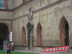 -斯福尔扎古堡