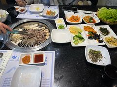 -青松馆韩国料理(香港中路佳世客店)