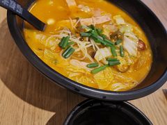 -渝和喵叔米线(南坪万达店)