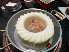 -得意咚瓜·顺德鱼生·冬瓜火锅(深圳首店)