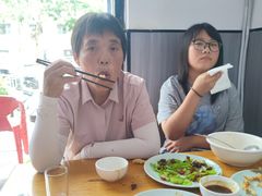 -满口香饭店
