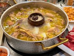 -朴小妹人参鸡汤火锅(长白山万达店)