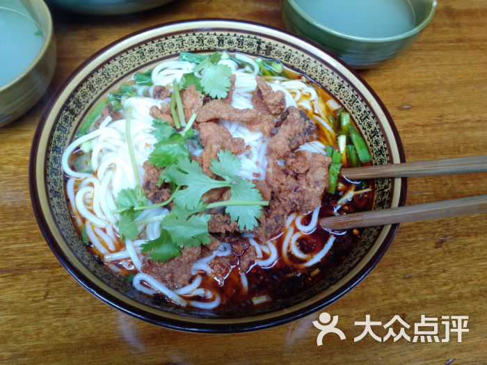 云南香酥米线图片 - 第1张