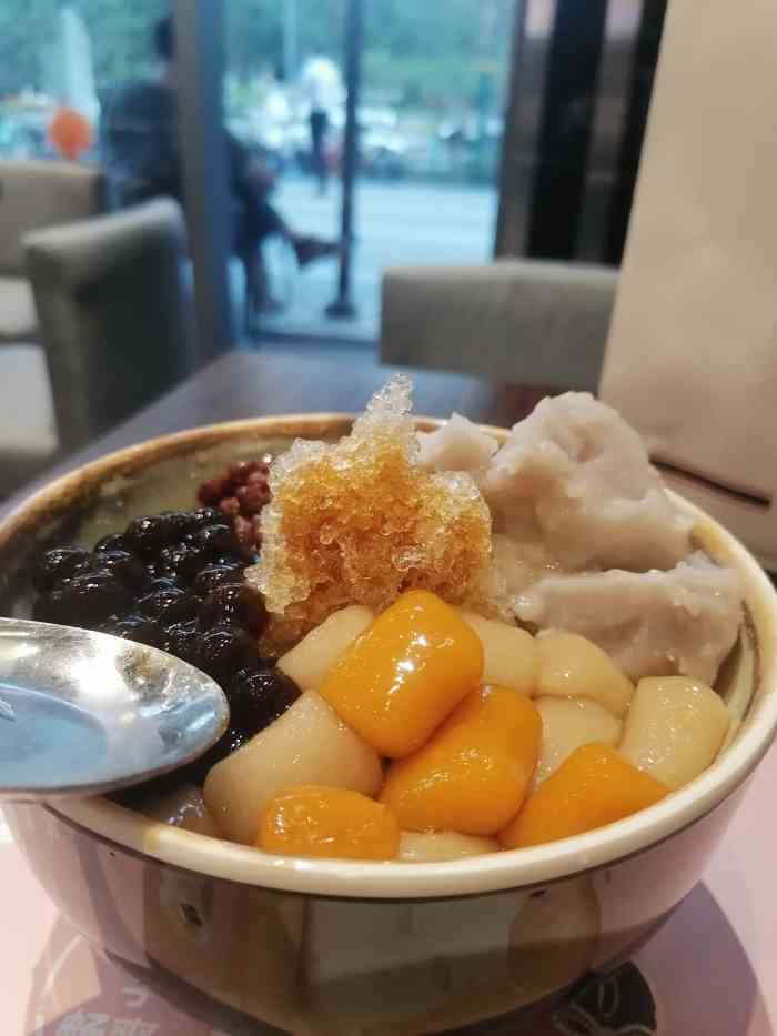 鲜芋仙(金辉大厦店)-"当年红遍全国的鲜芋仙现在在西安生意不太行.