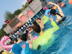 -汤山欢乐水世界