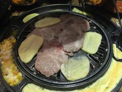 -哈哈碳都·牛肋条无限自助烤肉(台江万达店)
