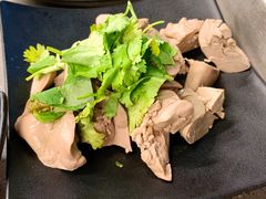 特色鹅肝-老吕涮羊肉•东北原味烧烤•大油边•烤鱼(五角场店)