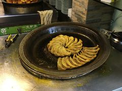-老新隆牛肉锅贴(新街口店)