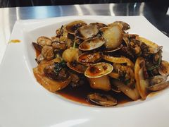 -马路牙子烧烤音乐酒馆(望京店)