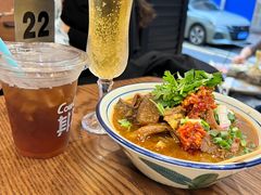 -CowCow其其·牛杂咖啡公司(六运店)