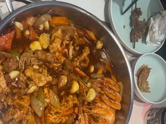 -黄记煌三汁焖锅(新佳丽江汉路店)