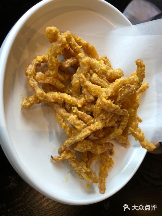 行家海鲜火锅酒家(静安寺店)金沙茶树菇图片