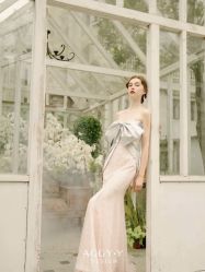 -Lady  Jane高端婚纱礼服馆