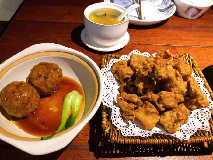 前海沿61老青岛家常菜(香港中路佳世客店)-"前海沿可能一年会去一百