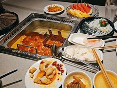 -海底捞火锅(新松江路生日主题店)