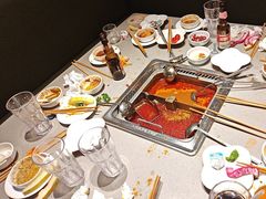 -海底捞火锅(金山百联店)