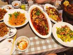 -百味地锅鸡(二店·财校分店)