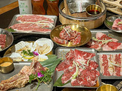 -何发发和牛烧肉·鳗鱼榴莲放题自助(乐峰广场店)