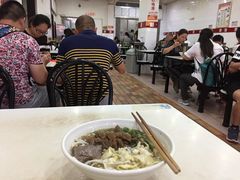 -花溪王记牛肉粉(四季花溪商场店)