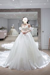 -MANLI BRIDAL婚纱