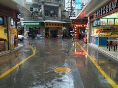 -八婆婆烧仙草(中山路店)