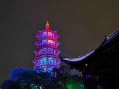 -绳金塔