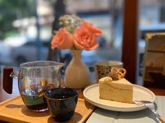 -C.Y Cafe