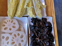 -峰瑞藏地美食·石锅鸡·牦牛肉(大昭寺品牌店)