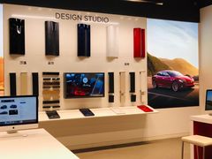 -TESLA 特斯拉(上海太古汇体验店)
