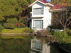 -上海怡沁园度假酒店