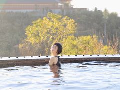 -七彩云南古滇温泉山庄