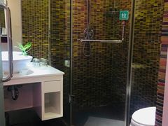 -深圳东部华侨城瀑布酒店