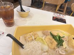 -谭仔米线(皇庭广场店)