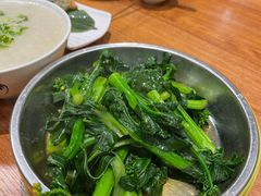 蒜蓉炒菜心-强记鱼粥(南村店)