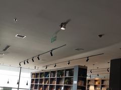 -魔方城市书房(中街益田店)