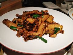 -京味斋·北京烤鸭(华威桥北工大店)
