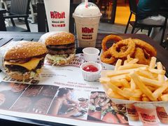 -The Habit Burger Grill 哈比特汉堡(爱琴海店)