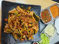 -牛牛牛酸菜煎肉店(望云寺路店)