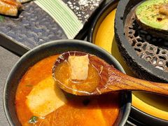 -铭牛烧肉·和牛海鲜自助(高新月牙湖店)