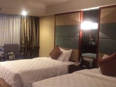 -蓝海国际大饭店·蓝钻自助百汇(兰山店)