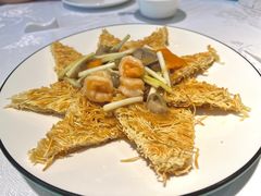 韭黄鲜虾两面黄-麒茗餐厅·粤菜·宴会厅·海鲜(锦绣路店)