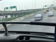 -上海虹桥客运西站