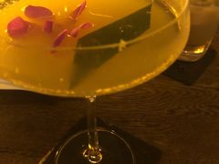 千手观音-FLAIR顶层餐厅酒吧(浦东丽思卡尔顿酒店)