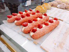 草莓魔法棒-奈雪的茶(湖滨银泰in77C区PRO店)
