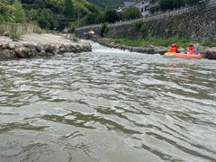 -虎啸峡漂流