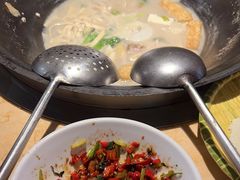 -陈大锅·岳阳鱼馆·地道岳阳菜(美食街店)